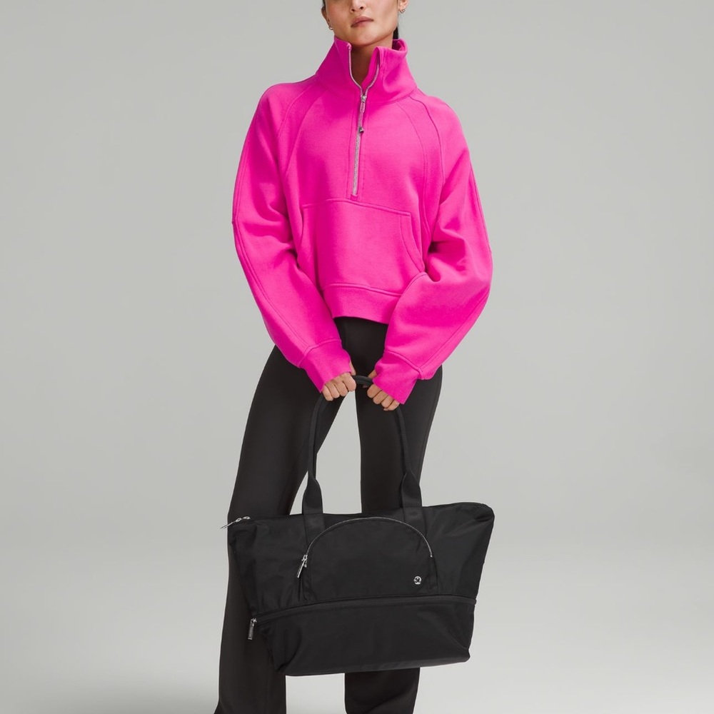 LIKE NEW! lululemon city adventure tote bag 27L